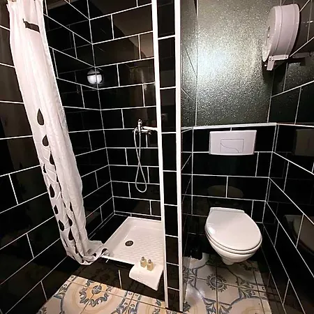 Hotel Interlaken 2*